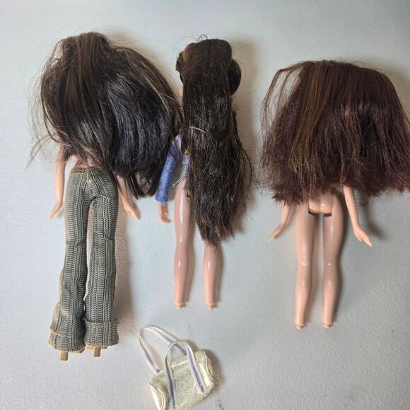 Bratz Dana Doll Bundle - 3 Dolls Total - Style It, Ice Champions + 1 - Picture 5 of 5